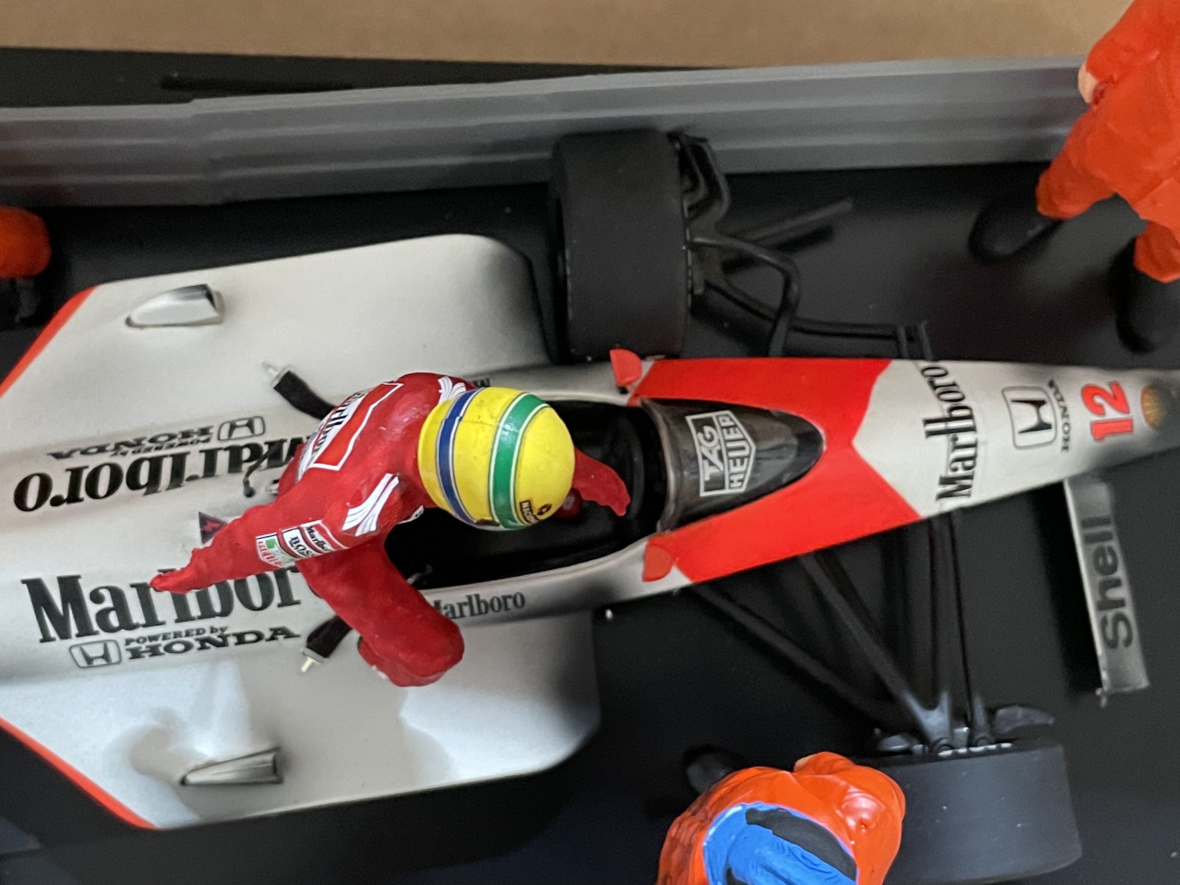 Senna McLaren MP4/4 GP Monaco Crash Diorama