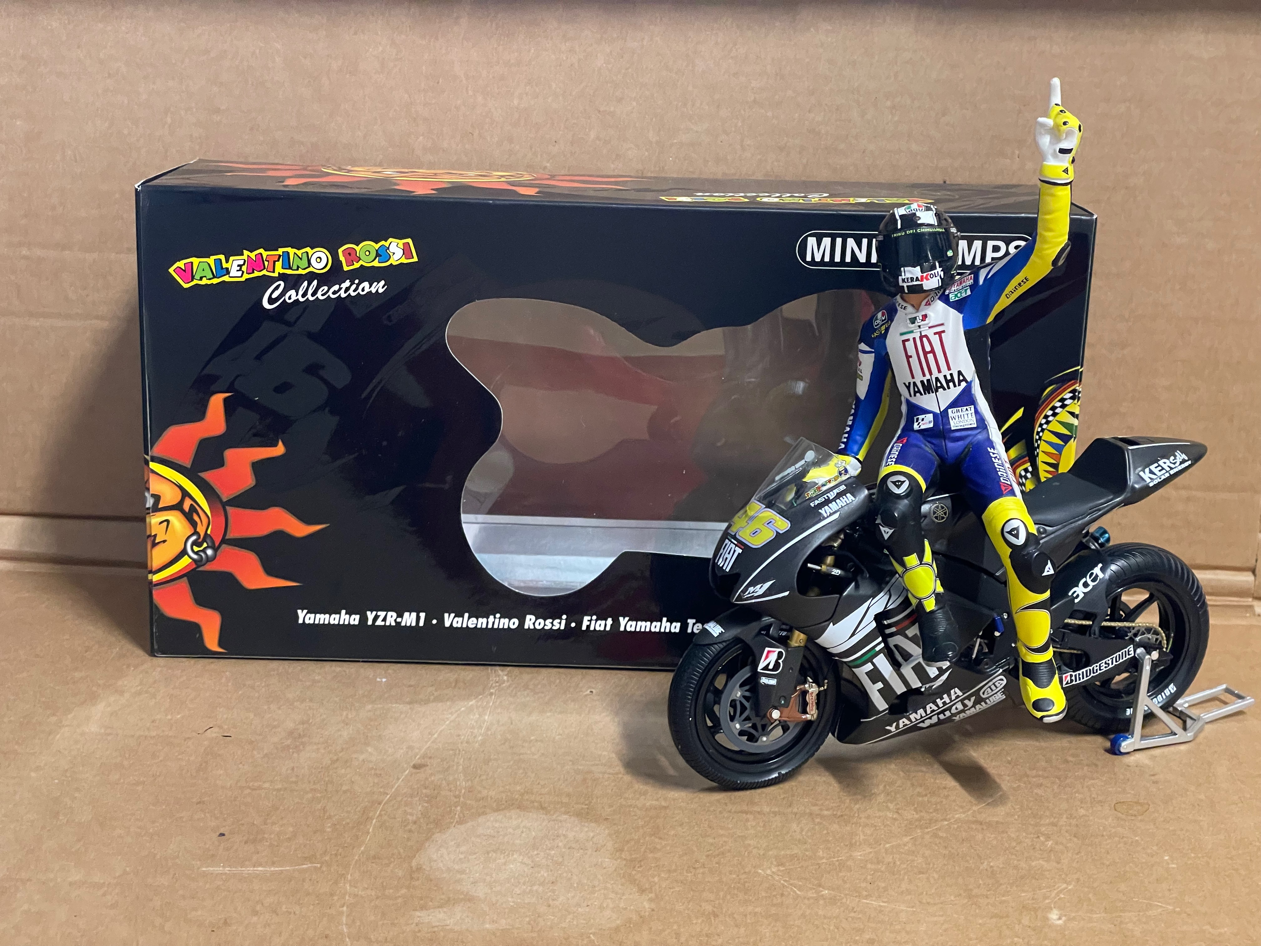 Valentino Rossi Yamaha YZF-M1 2008 Test Jerez