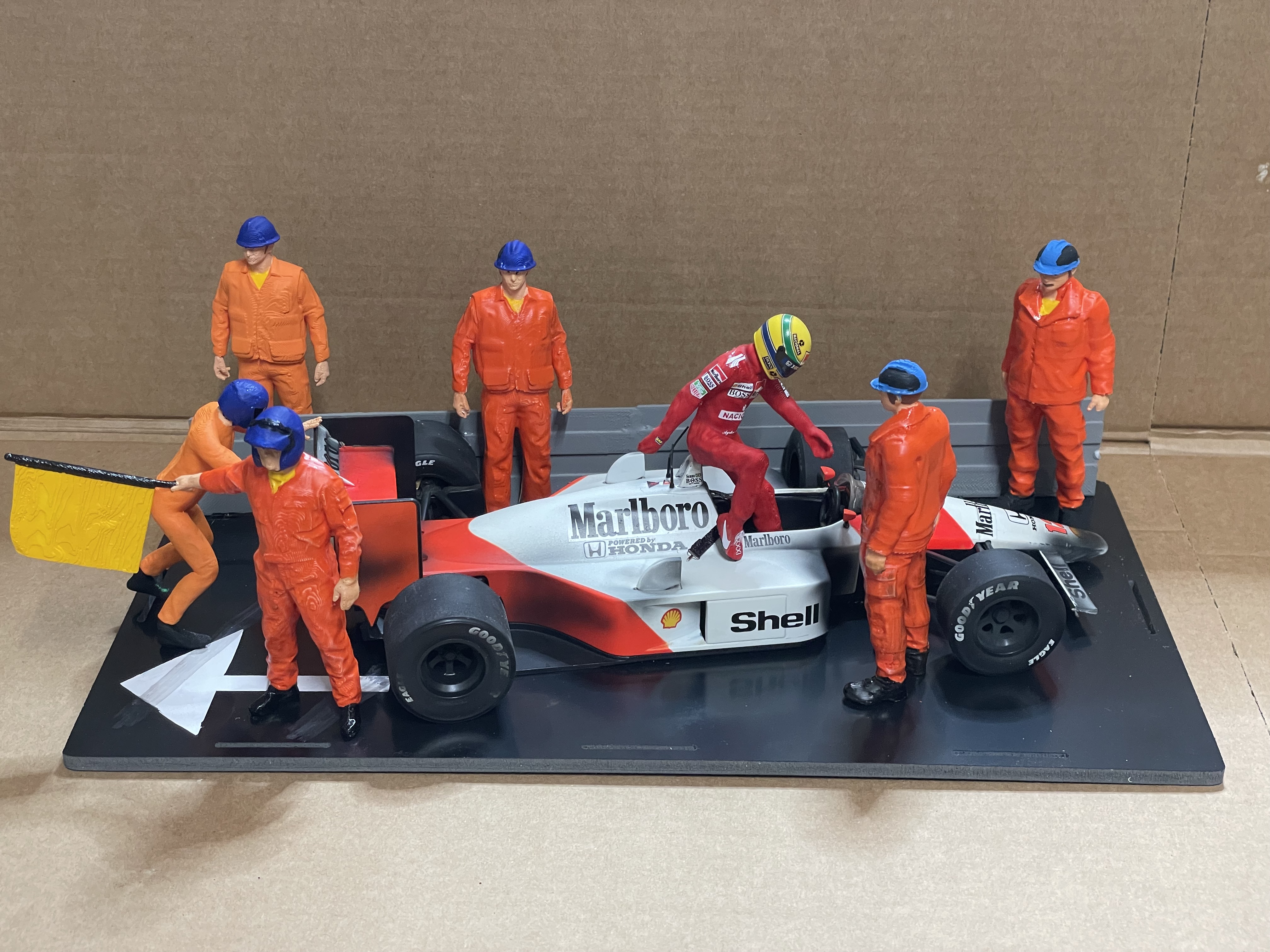 Senna McLaren MP4/4 GP Monaco Crash Diorama
