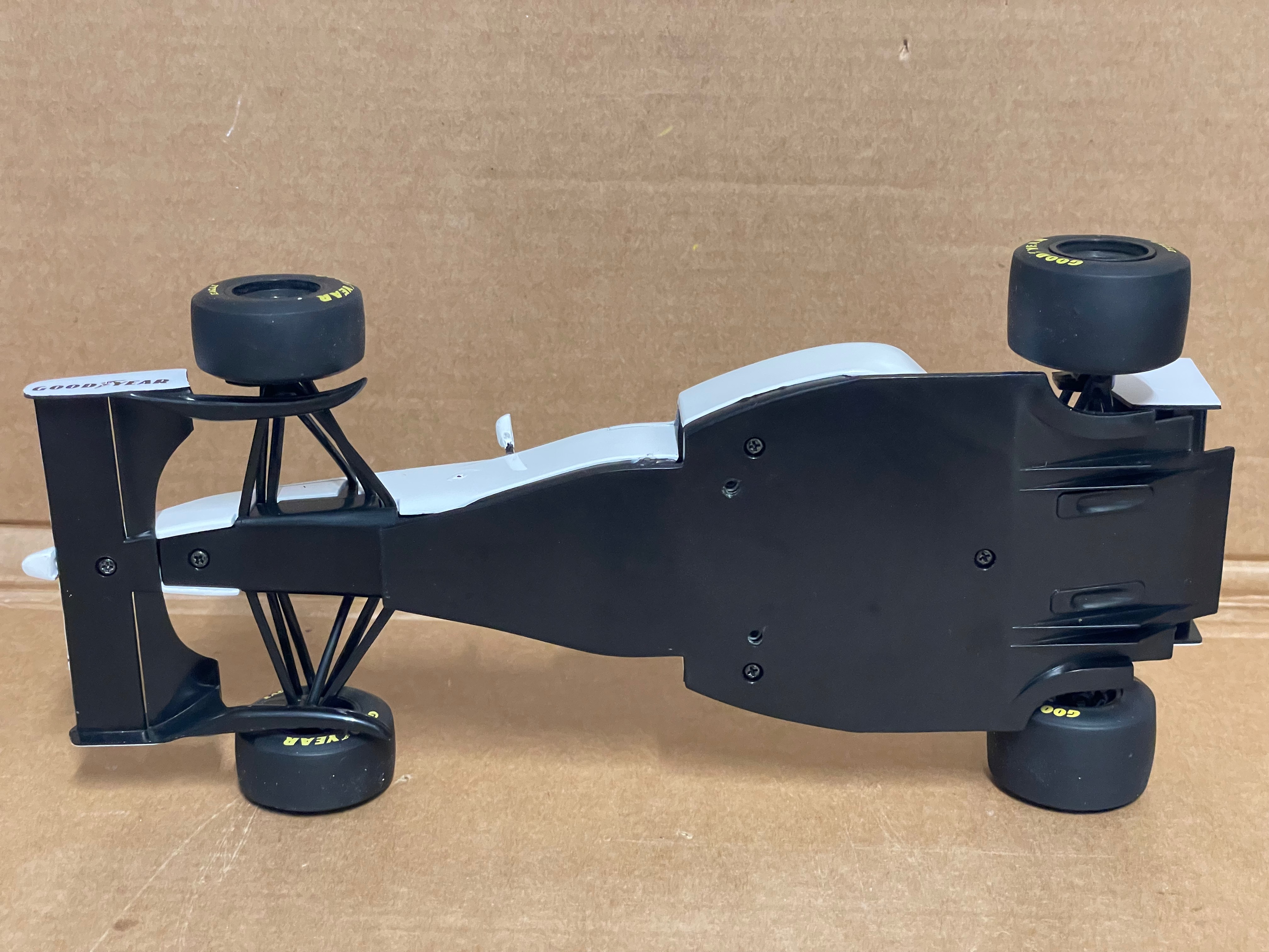 Senna McLaren MP4/8b Lamborghini-Engine-Test