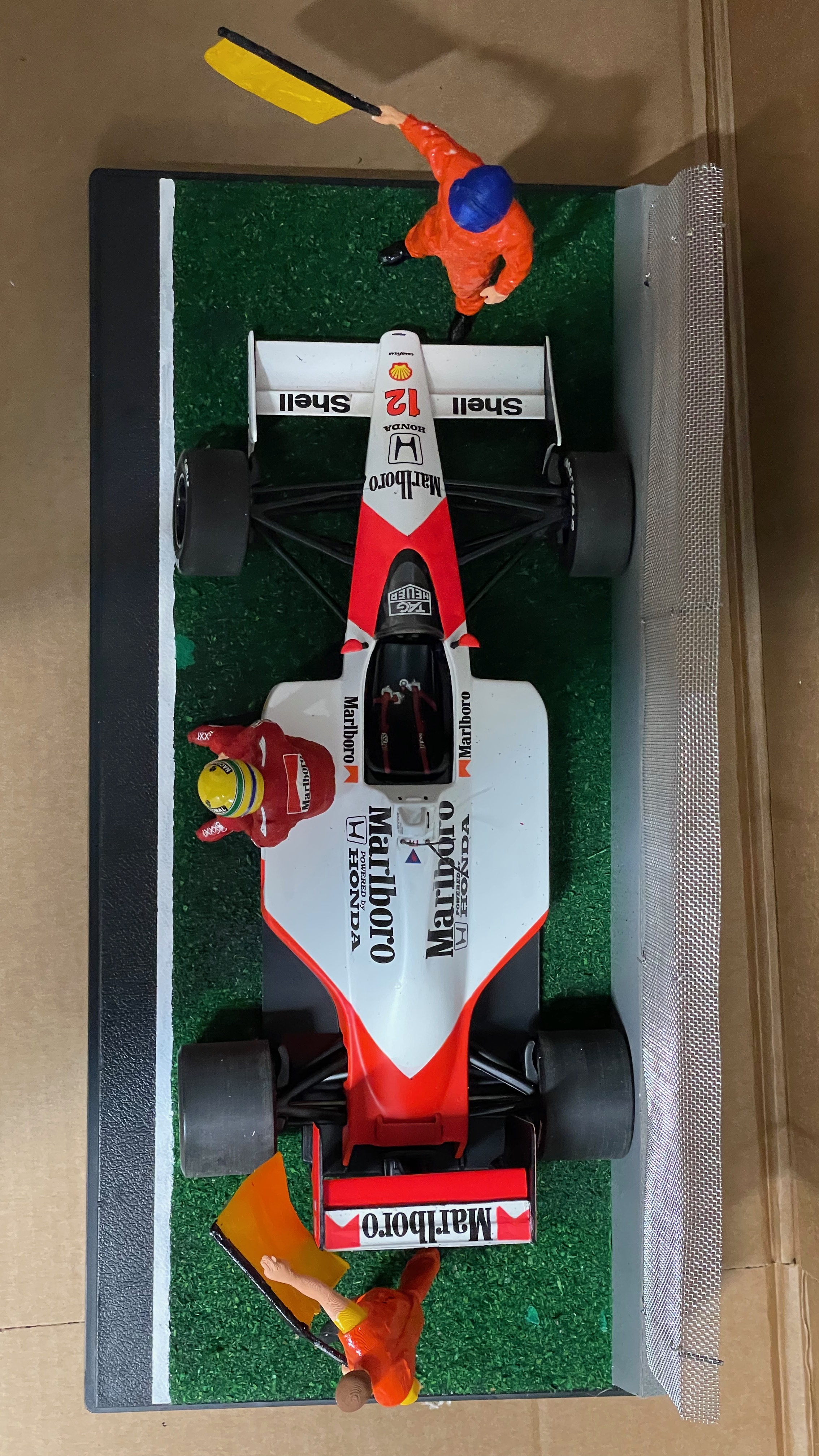 Senna McLaren MP4/4 GP Monza Crash Diorama
