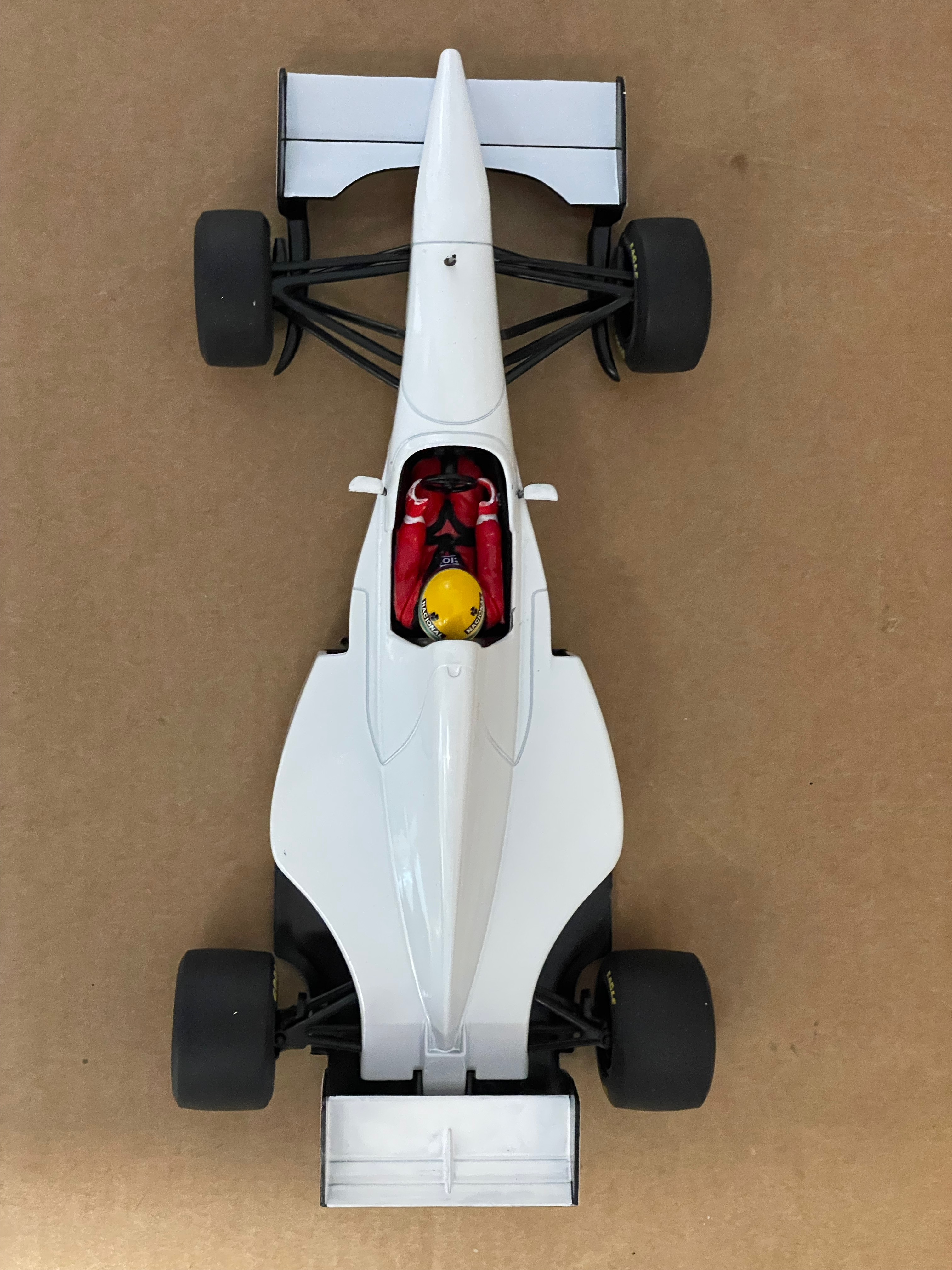Senna McLaren MP4/8b Lamborghini-Engine-Test