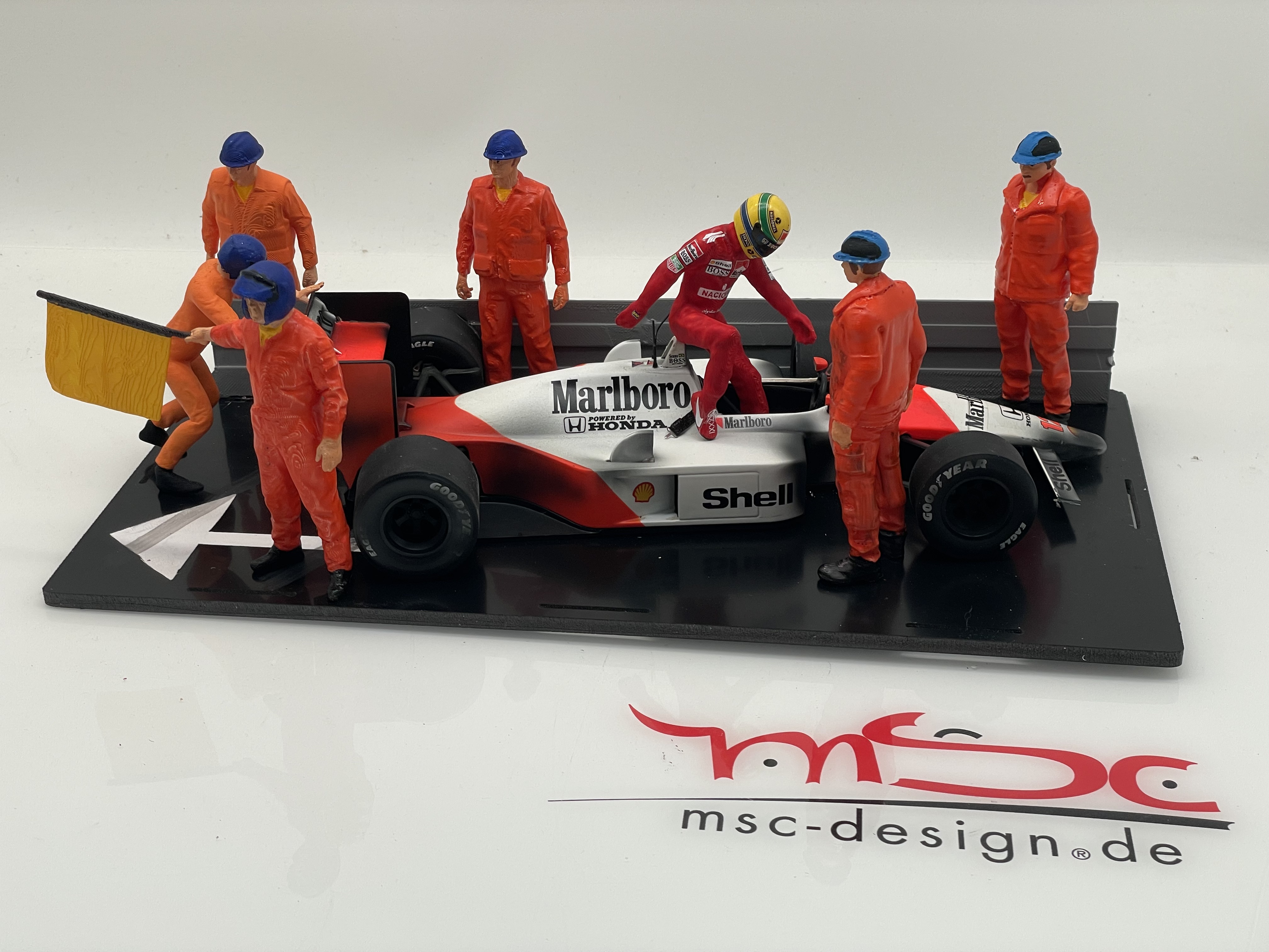 Senna McLaren MP4/4 GP Monaco Crash Diorama