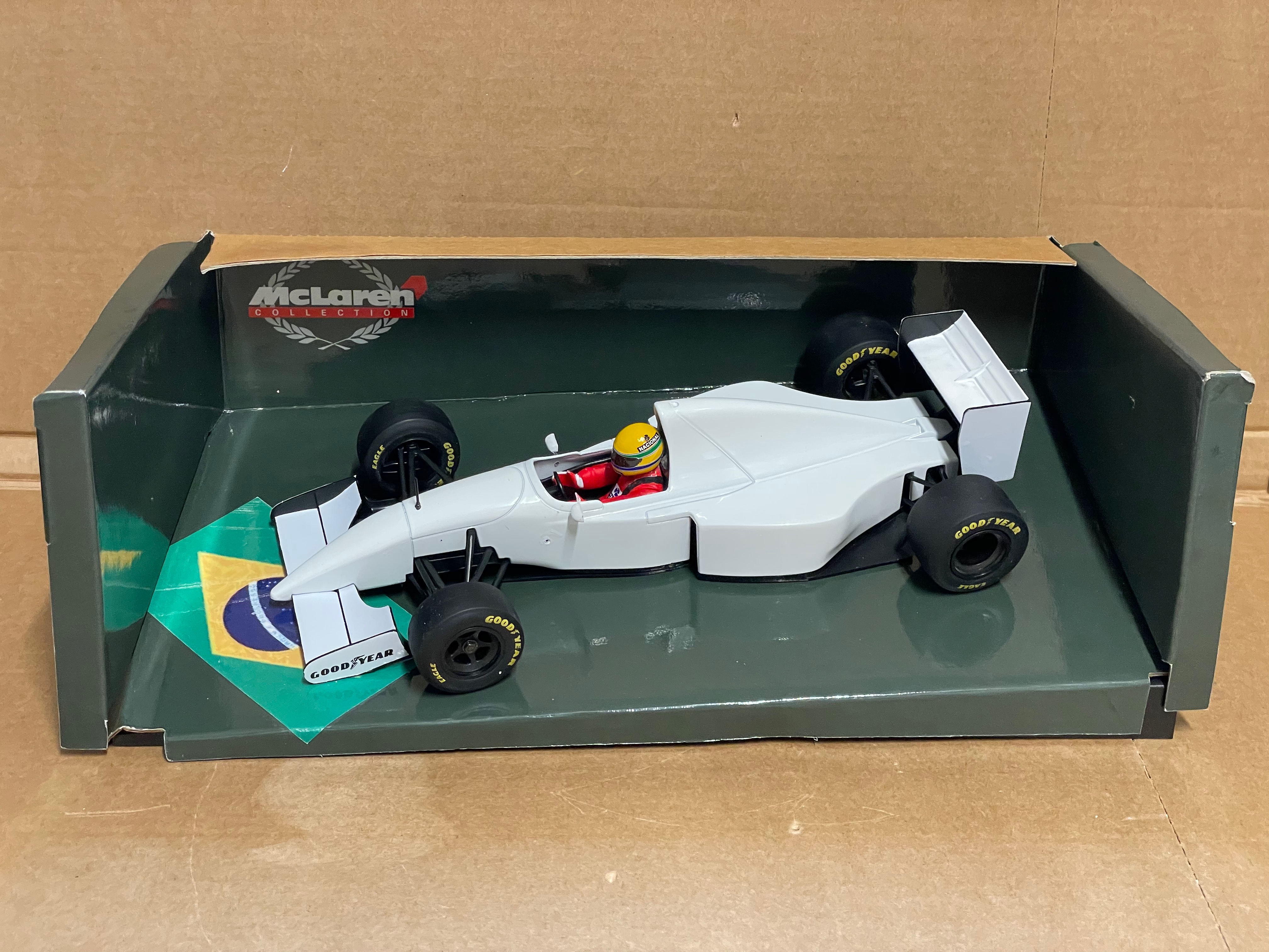 Senna McLaren MP4/8b Lamborghini-Engine-Test