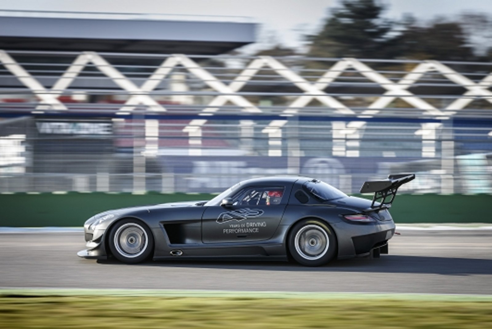 Mercedes SLS AMG GT3