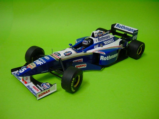 Williams FW18