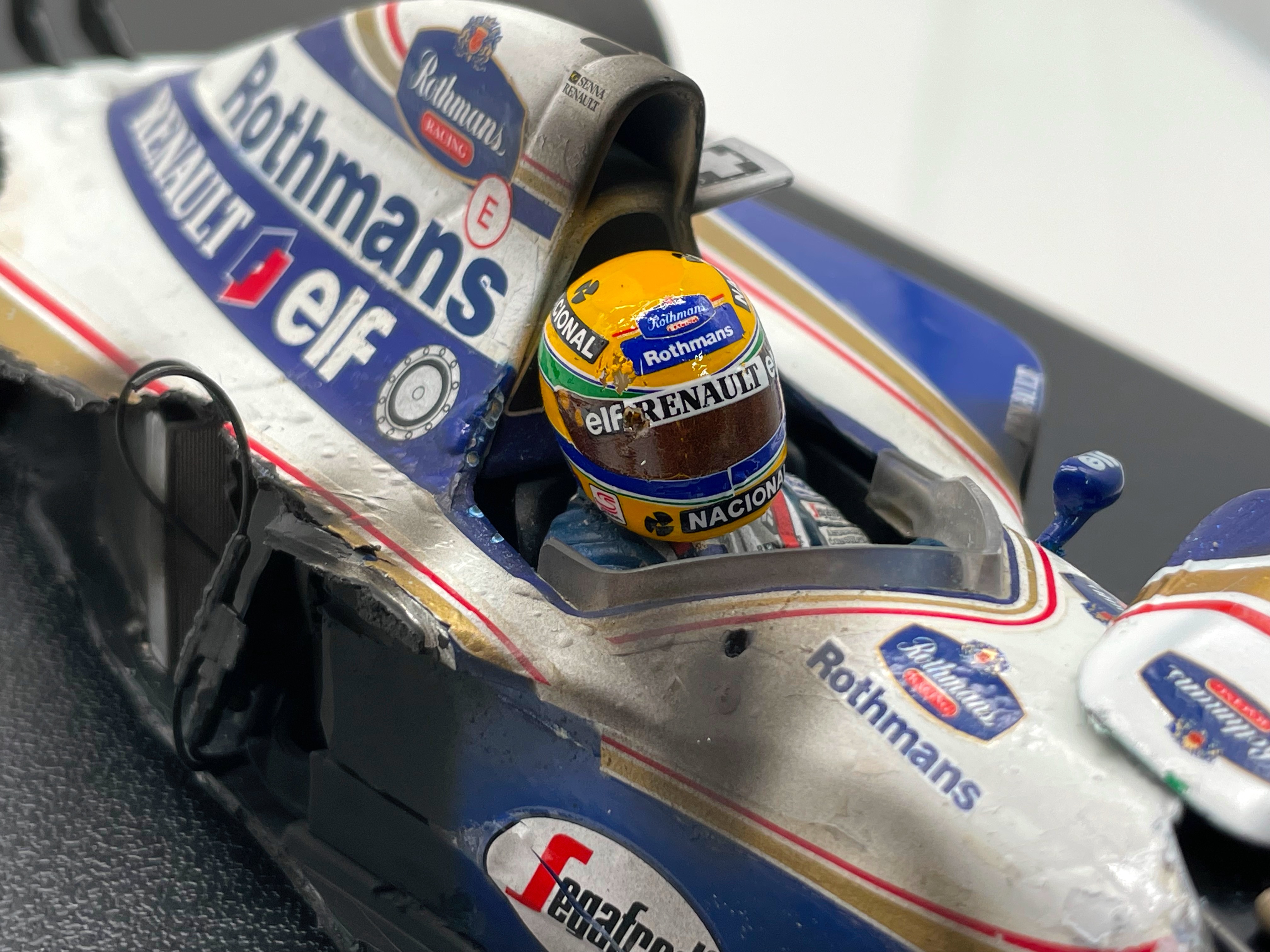 Senna Williams FW16 GP Imola Crash